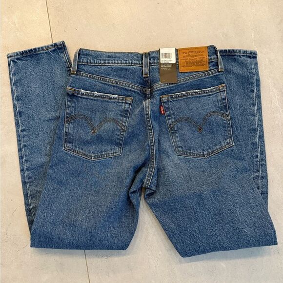 NWT LEVI’S WEDGIE JEANS - Picture 5 of 6